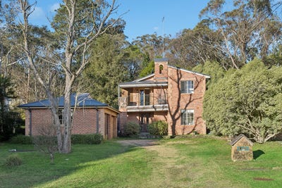/international/au/48-shortland-street-wentworth-falls-nsw-151390300/