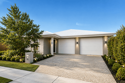 /international/au/13-canary-street-ripley-qld-151109696/
