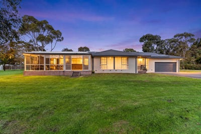 /international/au/2-kilgerron-court-narre-warren-south-vic-151592860/