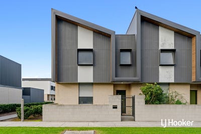 /international/au/18-slattery-place-pakenham-vic-151579516/