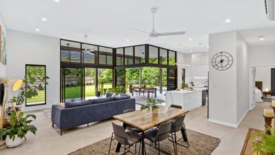 /international/au/1-barrier-drive-kewarra-beach-qld-150719564/
