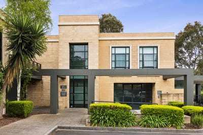 /international/au/22-2-don-bosco-drive-narre-warren-vic-152648104/
