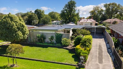 /international/au/27-turnbull-street-sale-vic-150745964/