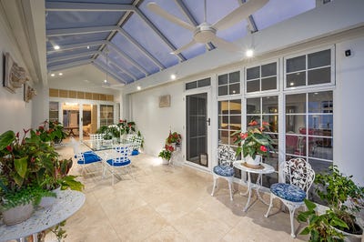 /international/au/71-stillwater-dr-twin-waters-qld-148256204/