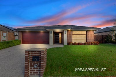 /international/au/9-red-gum-circuit-pakenham-vic-151366216/
