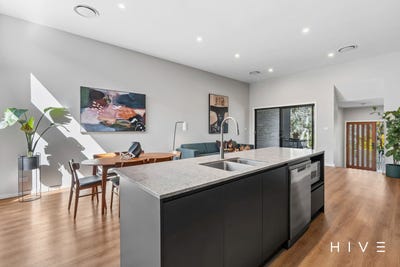 /international/au/3-8-powlett-street-kaleen-act-151050988/