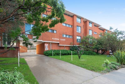 /international/au/3-62-grosvenor-crescent-summer-hill-nsw-151506780/