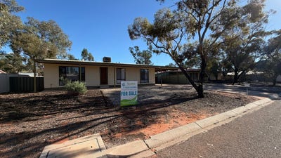 /international/au/39-hermit-st-roxby-downs-sa-151112536/