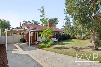 /international/au/8-friar-john-way-coolbellup-wa-152475840/