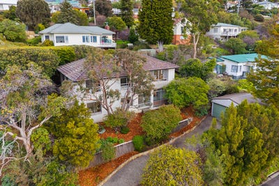 /international/au/14-benjafield-terrace-mount-stuart-tas-151562456/