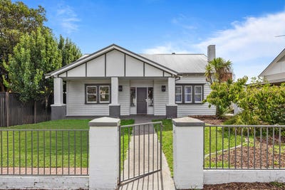 /international/au/1106-gregory-street-lake-wendouree-vic-150821992/