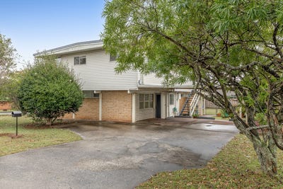 /international/au/9-carey-street-kearneys-spring-qld-151450220/