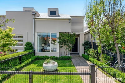 /international/au/1-32-princes-street-williamstown-vic-152676552/