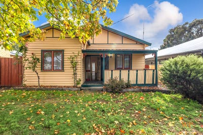 /international/au/35-high-street-broadford-vic-151357916/