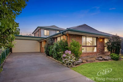 /international/au/14-california-crescent-ferntree-gully-vic-152639212/