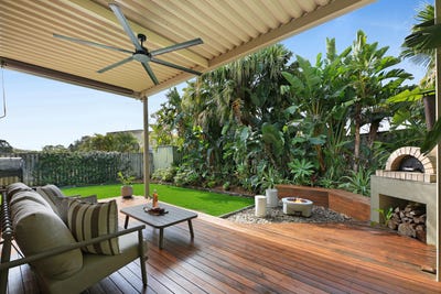 /international/au/4-aquarius-street-reedy-creek-qld-152417356/