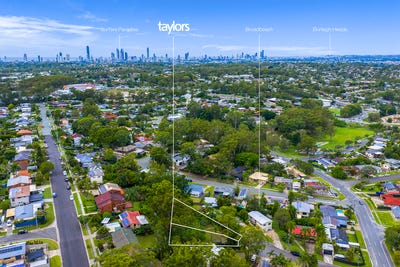 /international/au/7-henty-court-molendinar-qld-204469844/