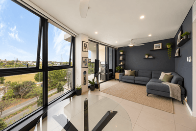 /international/au/1057-33-remora-road-hamilton-qld-152624572/