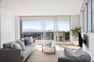 /international/au/1204-26-young-street-wollongong-nsw-150892944/