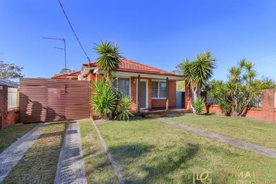 /international/au/54-trafalgar-avenue-woy-woy-nsw-152494864/