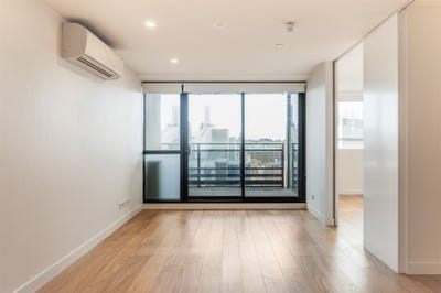 /international/au/911-83-flemington-road-north-melbourne-vic-148291716/