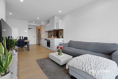 /international/au/m-city-704-868-blackburn-road-clayton-vic-151241492/
