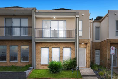 /international/au/32-cunningham-chase-burnside-heights-vic-148491448/