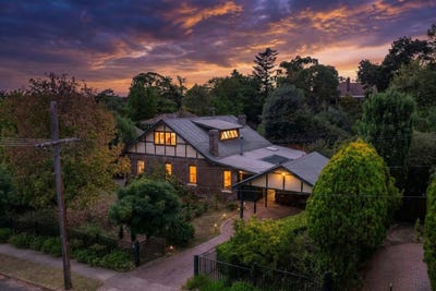 /international/au/151-dangar-street-armidale-nsw-150717040/