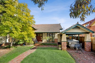 /international/au/1-oak-street-bentleigh-vic-148545156/