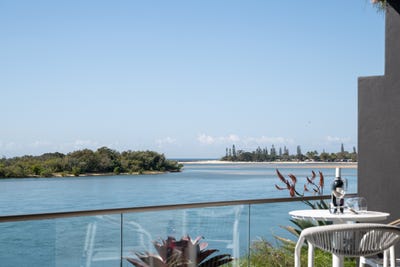/international/au/202-88-duporth-avenue-maroochydore-qld-150587316/