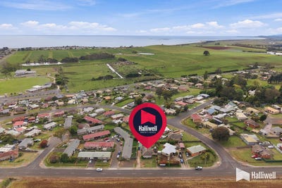 /international/au/75-torquay-road-east-devonport-tas-152684104/