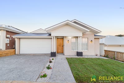 /international/au/8-platt-drive-maddingley-vic-150549608/