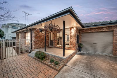 /international/au/2-9-the-ridge-glen-waverley-vic-148649572/