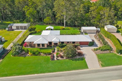 /international/au/18-mountain-view-crest-mount-nathan-qld-151153332/
