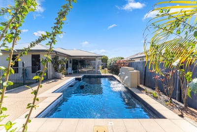 /international/au/5-kenwick-place-kirwan-qld-152615104/