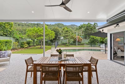 /international/au/49-bramble-street-clifton-beach-qld-151082664/