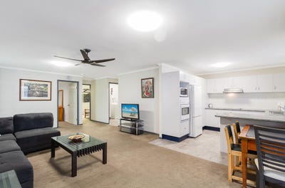 /international/au/160-67-winders-place-banora-point-nsw-148608128/