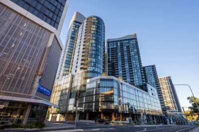 /international/au/2104-1-grazier-lane-belconnen-act-151416960/