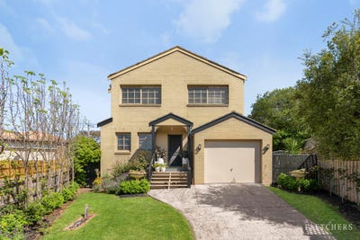/international/au/30-kenman-close-templestowe-vic-152619740/
