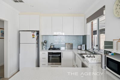 /international/au/576-beach-road-hamersley-wa-152562252/