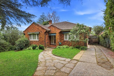 /international/au/33-bobbin-head-road-pymble-nsw-151271344/