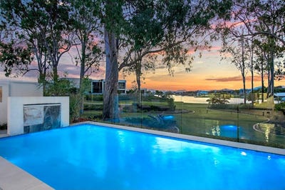 /international/au/98-lake-serenity-boulevard-helensvale-qld-152481288/