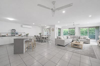 /international/au/12-budawang-street-parkinson-qld-150691208/