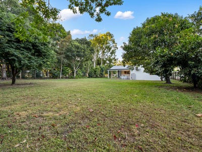 /international/au/9-baronia-crescent-holloways-beach-qld-148240528/
