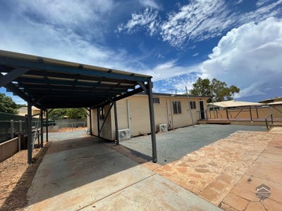 /international/au/5-hawkins-street-south-hedland-wa-151219768/
