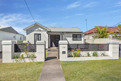 /international/au/154-trafalgar-avenue-umina-beach-nsw-152466608/