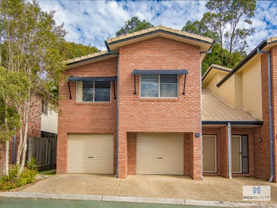 /international/au/71-13-23-springfield-college-drive-springfield-qld-148515248/
