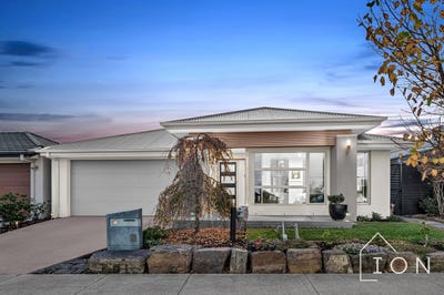 /international/au/9-strikeline-crescent-clyde-north-vic-151289476/