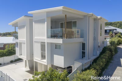 /international/au/1-18a-falcon-street-shellharbour-city-centre-nsw-151647656/