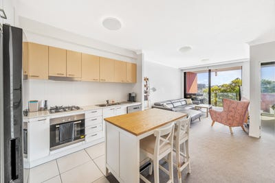 /international/au/505-33-nundah-street-nundah-qld-150842440/